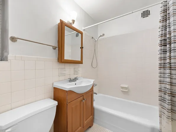 579 West 215th Street image 6 of 7