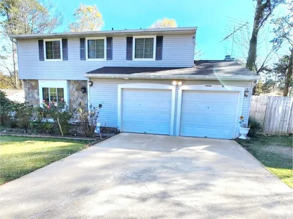 4935 Rockborough Trl, Norcross, GA 30071
