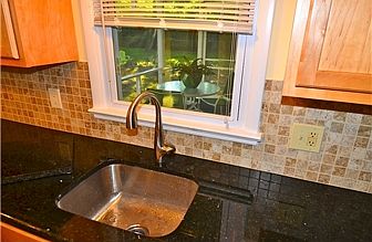 Undermount Sink and Tile Backsplash