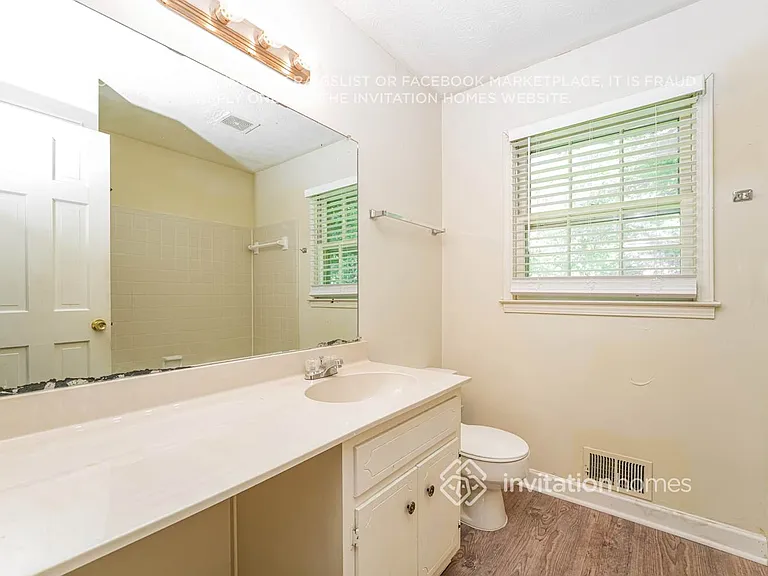 2433 Shipshire Pl — Photo 17