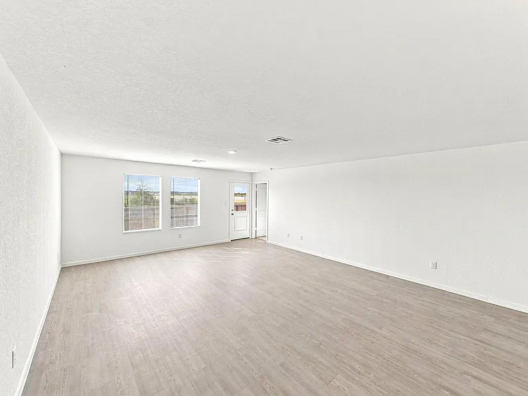 3131 Dispatch Dr — Photo 6