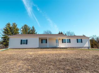 26770 Stephanie Ln, Laquey, MO 65534
