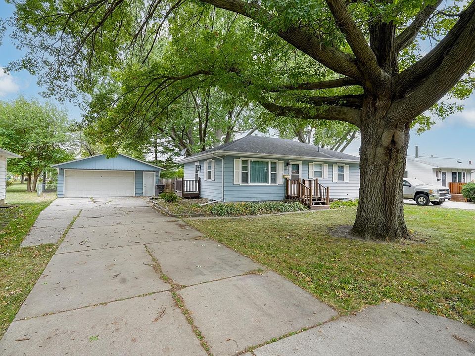 2nd image of 1216 Dorothy Dr