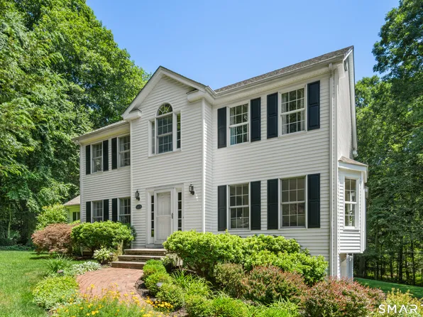 15 Rose Lane, Newtown, CT 06482