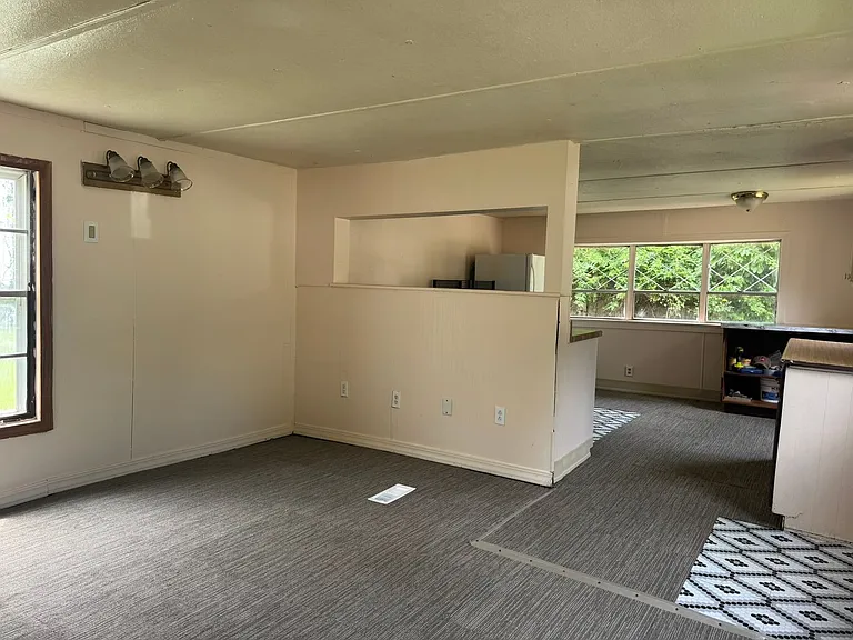 9923 Jacksonville Cato Rd — Photo 2