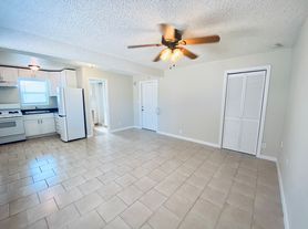 2204-2208 Granger Avenue, 2204-A