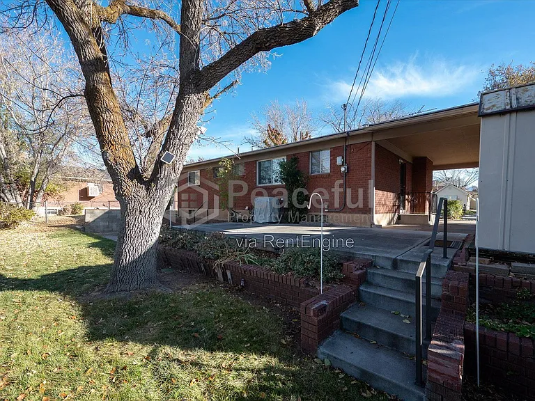 2197 N 250 W — Photo 2
