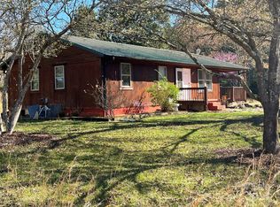 88 Bambi Ln, Tryon, NC 28782