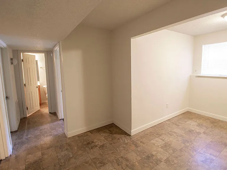 210 Wheaton Ct — Photo 21