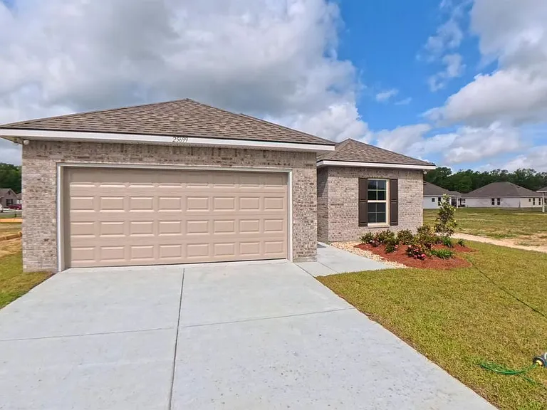25699 Raines Ave — Photo 2