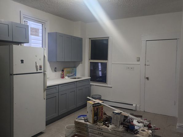 84 22nd Ave FLOOR 2
