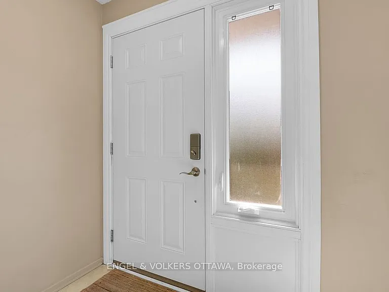 837 Eastvale Dr #110 — Photo 7
