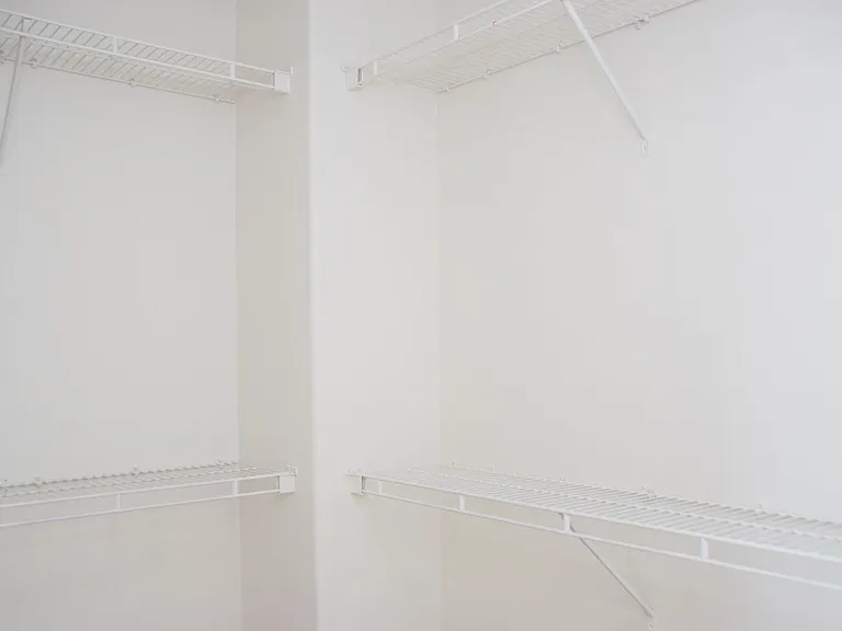 9493 Grove Ridge Ave — Photo 20