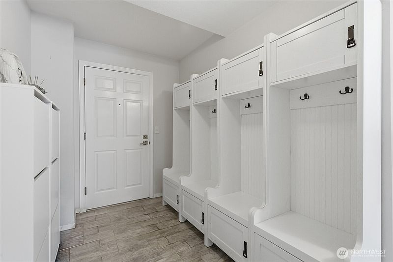 3rd image of 15020 Bothell Way NE #406