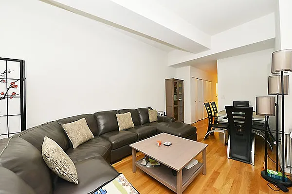 Rented by Nest Seekers International | media 2