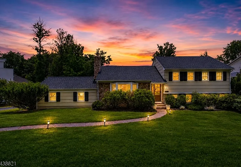 263 White Oak Ridge Rd — Photo 1