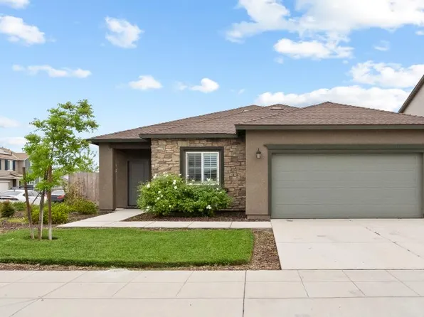 969 S Kandarian Ct, Fowler, CA 93625