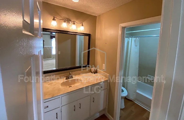 3656 Haughton Ln #2 — Photo 15