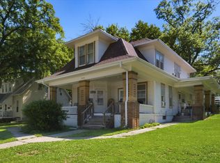 209 N Walnut St, Avoca, IA 51521