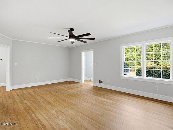 4th image of 209 Pine Valley Drive
