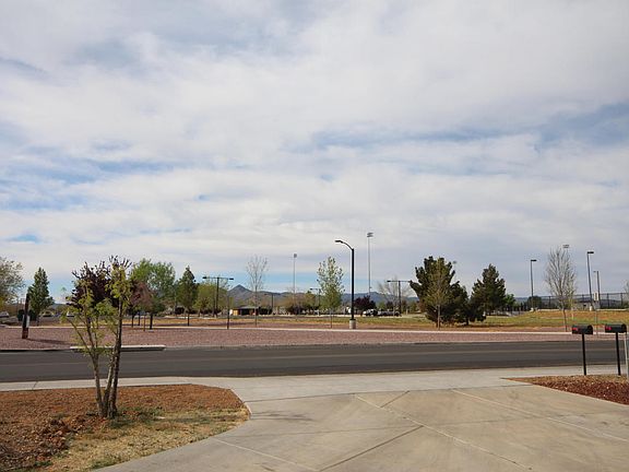 2nd image of 8380 E Loos Dr #5