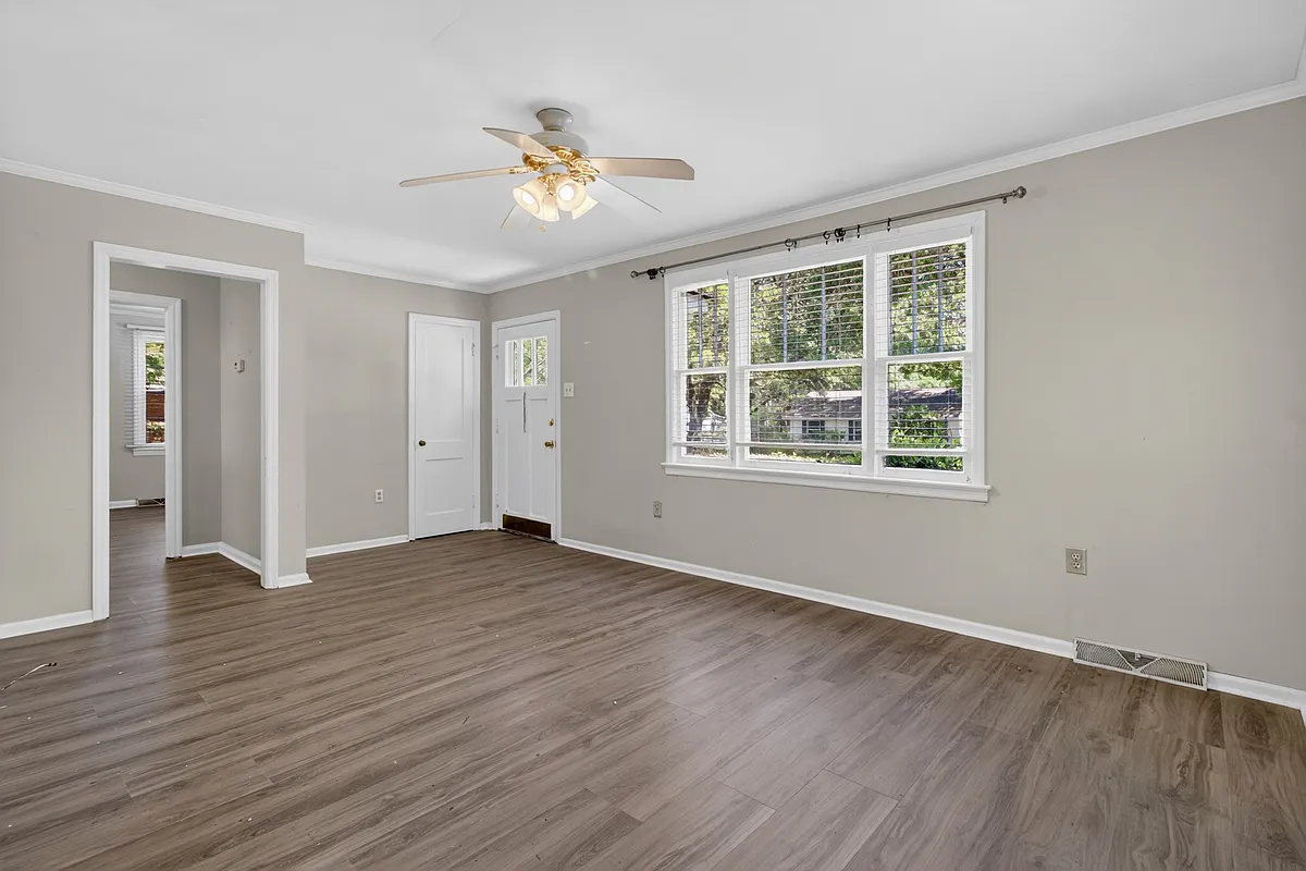Building Photo - 736 McCants Dr