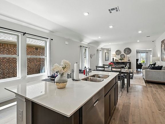 2nd image of 646 Glee Stem Rd
