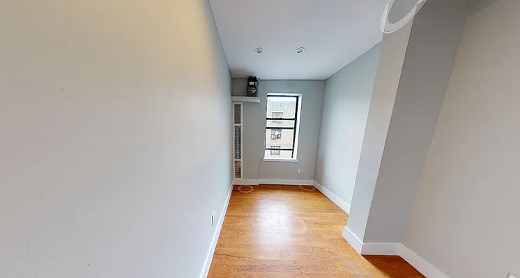 Rented by STREELTY | media 16