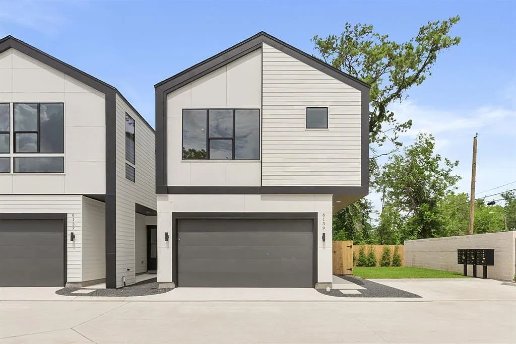 3 bed, 2.5 bath, 1820 sqft, $2,600 — Photo 3