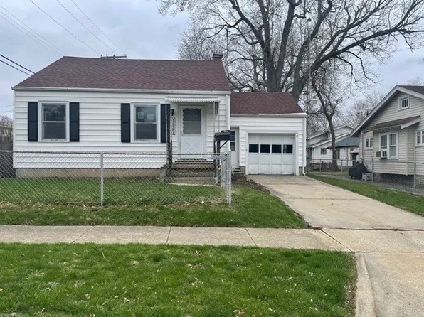 1131 W Marietta St, Decatur, IL 62522