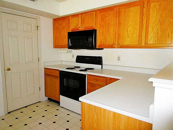 4th image of 6061 Wildcat Dr