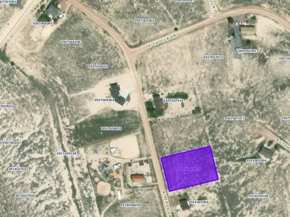 1686 N Heron Dr, Pueblo West, CO 81007