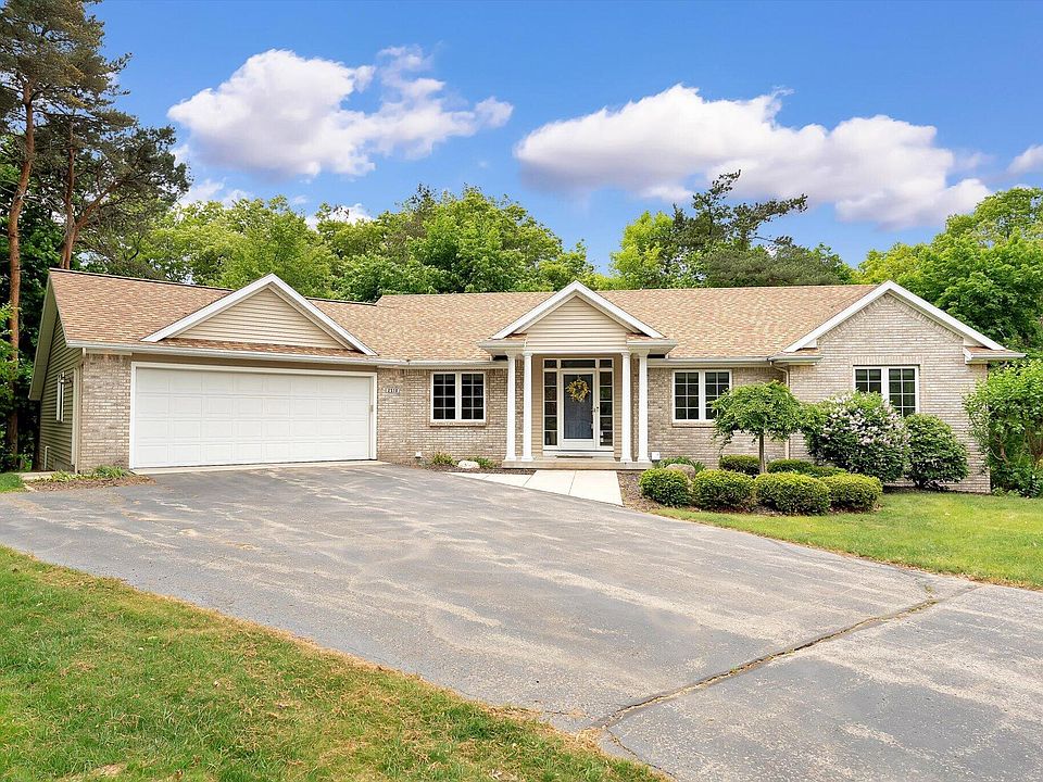 1st image of 2510 Thoreau Ct NE