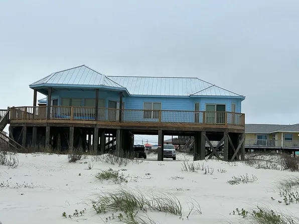 100 Ryan Ct, Dauphin Island, AL 36528