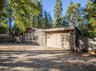 963 Melody Ln, California Hot Springs, CA 93207