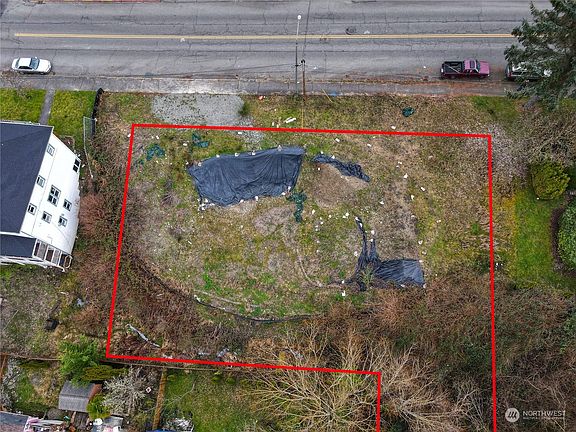 5th image of 2620 N McCarver Street
