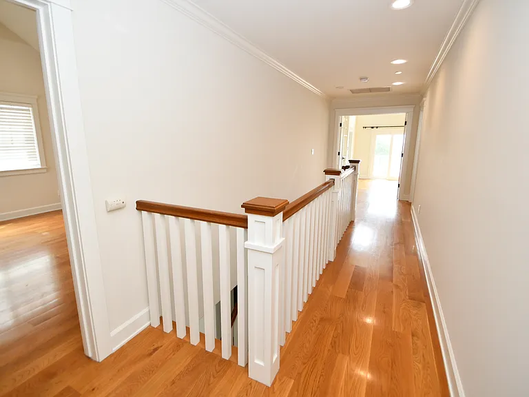 409 S Gertruda Ave — Photo 61