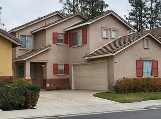 991 Primrose Ln, Corona, CA 92878