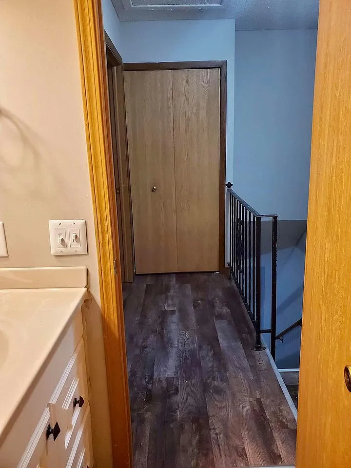 2 bed, 935 sqft, $1,650 — Photo 4
