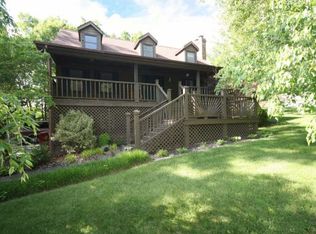 7 Overlook Ct, Johnson City, TN 37604