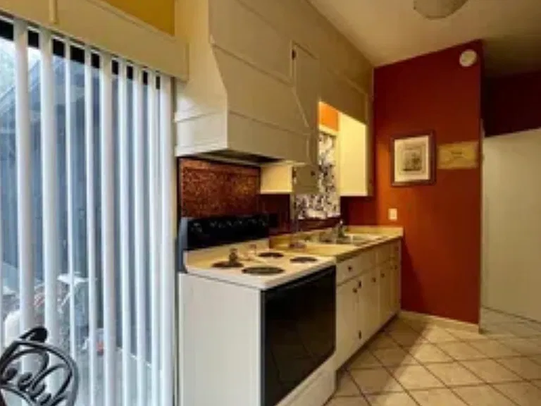 211B Seminole Trl #B — Photo 15
