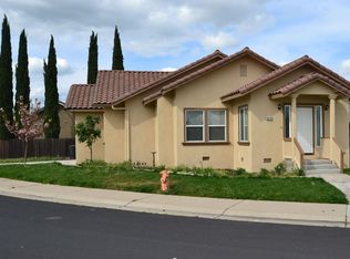 1070 San Miguel St, Escalon, CA 95320