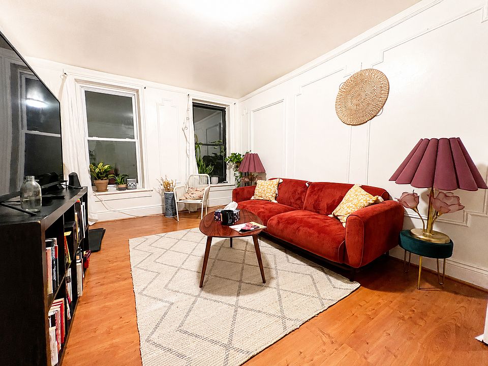 1st image of 171 Stuyvesant Ave #2
