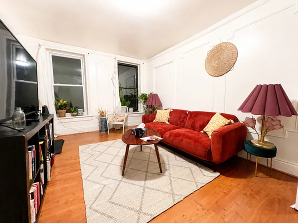 171 Stuyvesant Avenue image 1 of 6