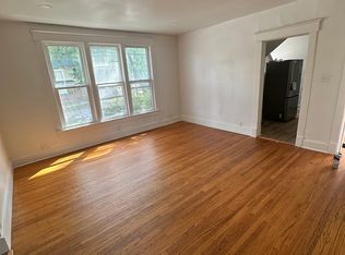 106 N Busey Ave #A, Urbana, IL 61801