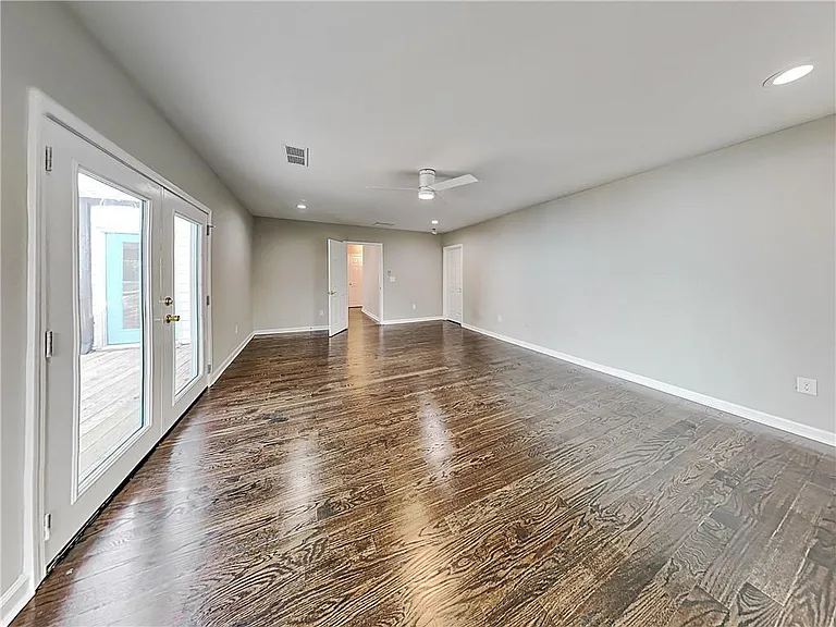 492 Elbridge Dr NW — Photo 9
