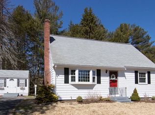 7 Chandler Ave, Walpole, MA 02081