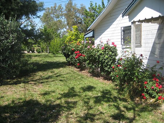 south yard by street