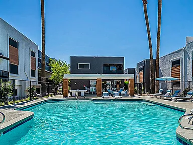 B2 Townhome: 2BD, 1.5BA - 1,062SF