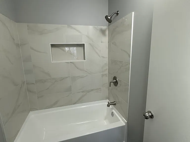 8 Russell Ave #307 — Photo 34
